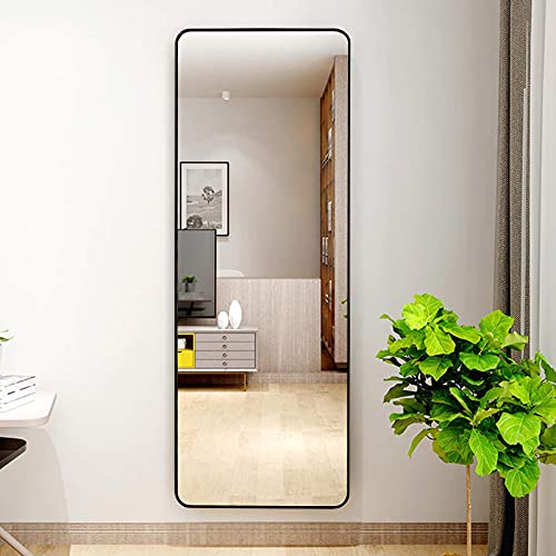 Rounded Floor Mirror for Dressing Room